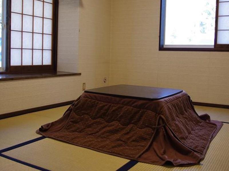 Sunny Side Hut Bed & Breakfast Hakuba Bagian luar foto